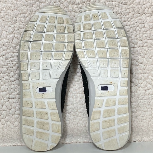 Cynthia Rowley Womens Black Beaded Knit Slip On Casual Shoes SZ US 7.5 - Picture 8 of 11